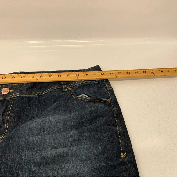 Lane Bryant Denim Capri 24  Blue Genius Fit Straight Casual‎ Travel Work Western - Picture 7 of 11